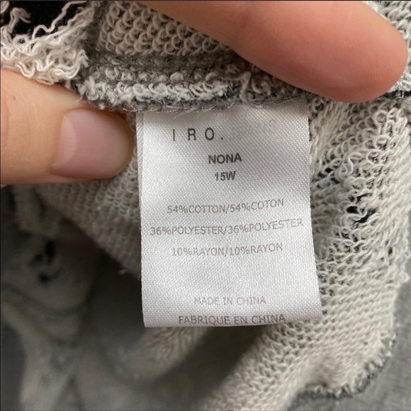 ❌SOLD❌IRO Nona Distressed Sweatshirt - Picture 6 of 6